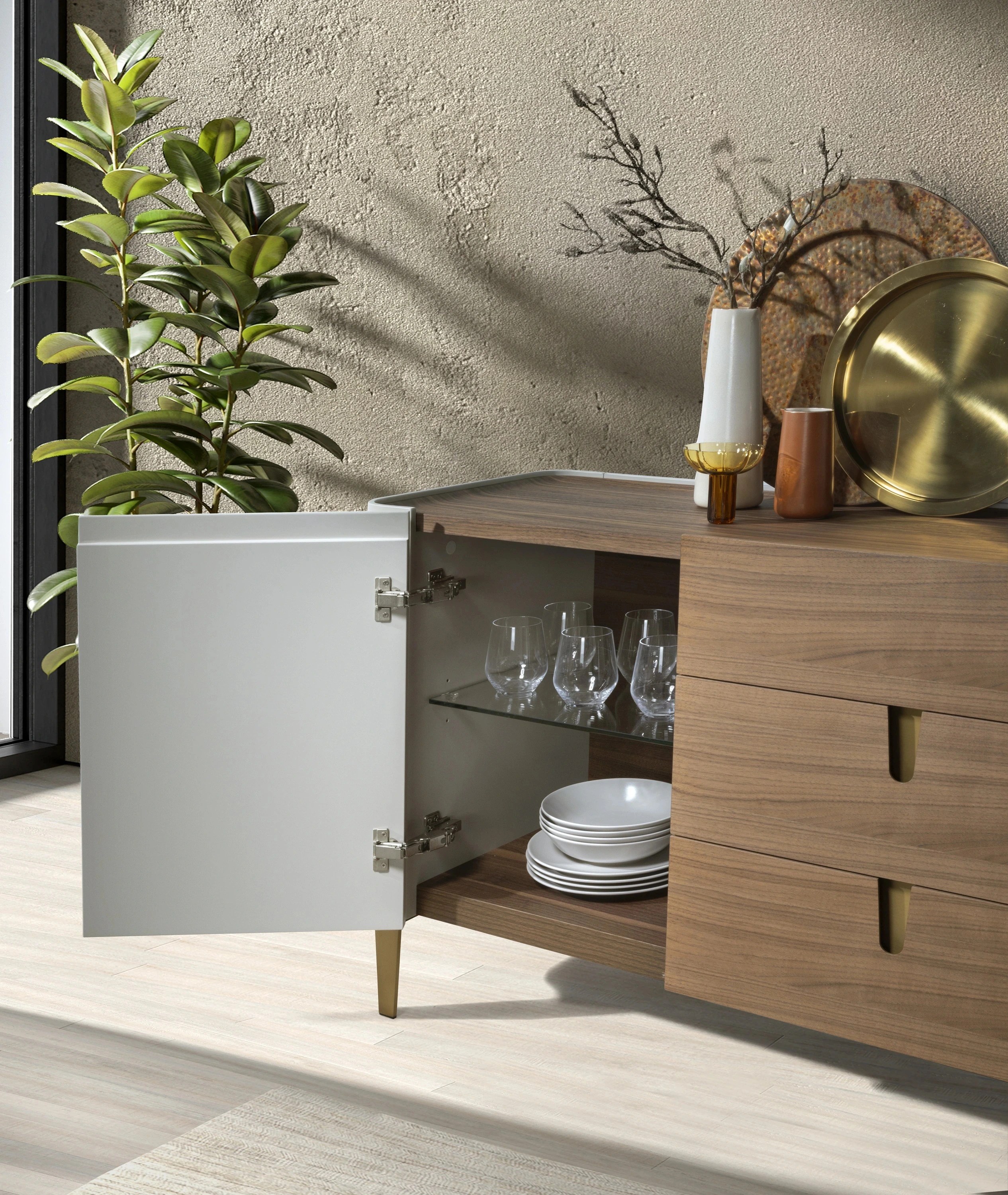 Buffet en noyer, beige, acier poli doré et plateau en noyer