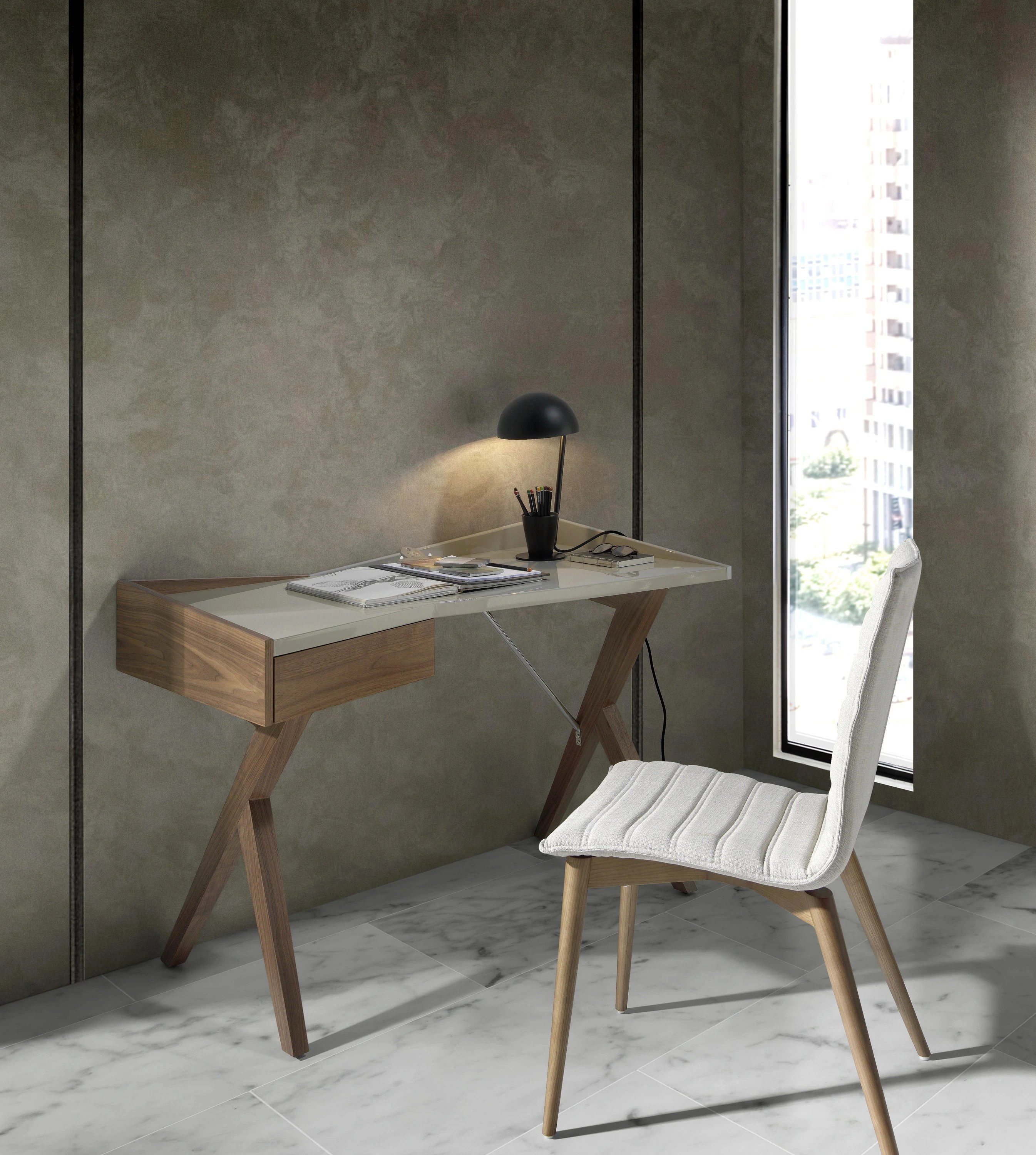 Chaise en tissu gris