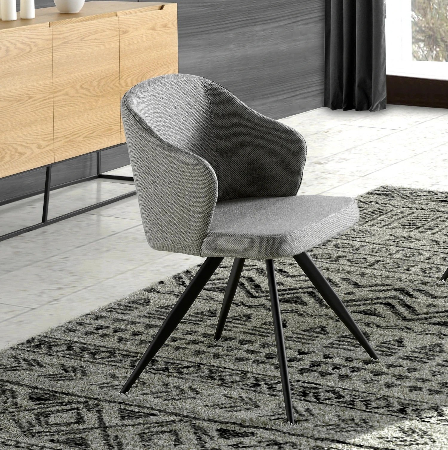 Chaise en tissu gris