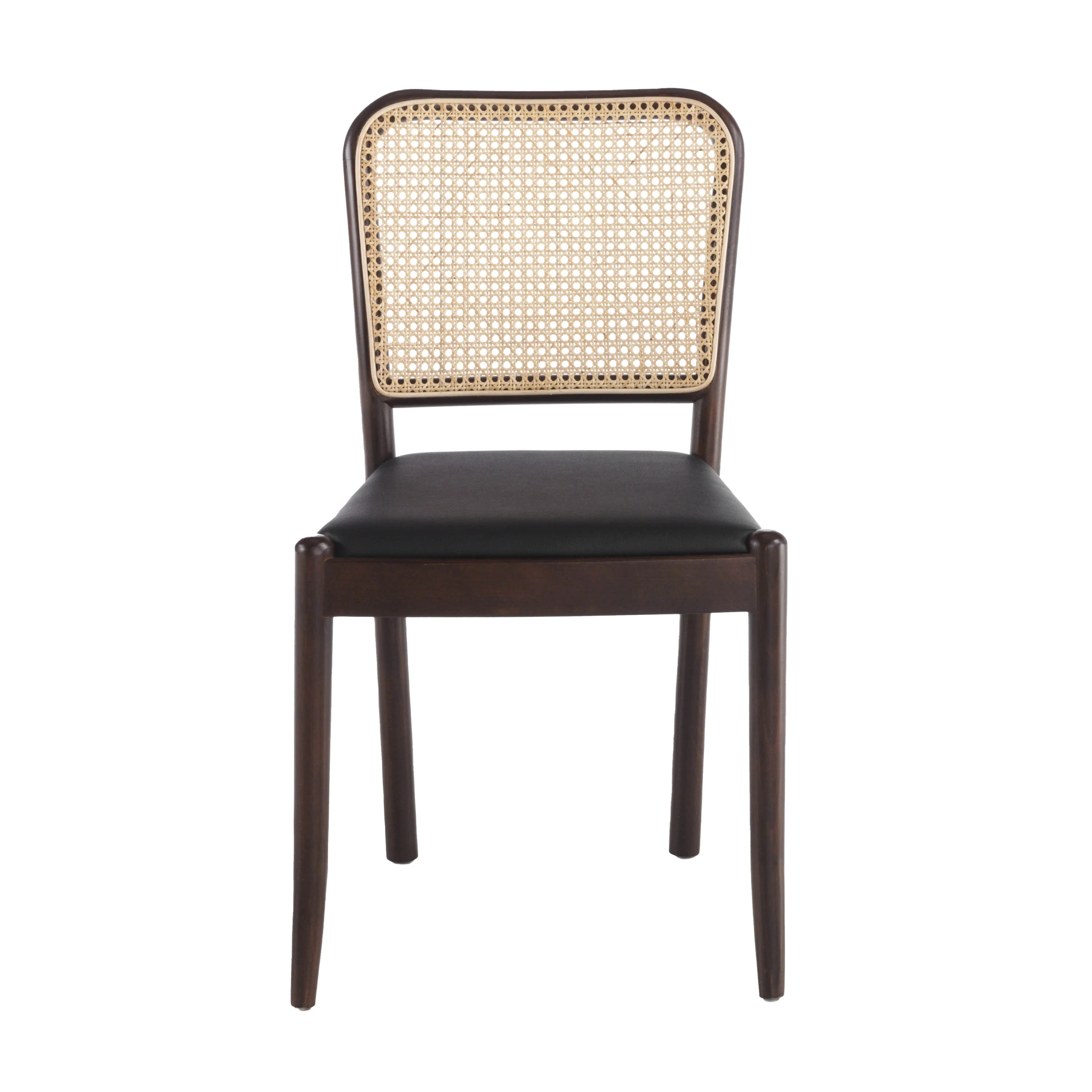 Chaise en rotin et similicuir noir