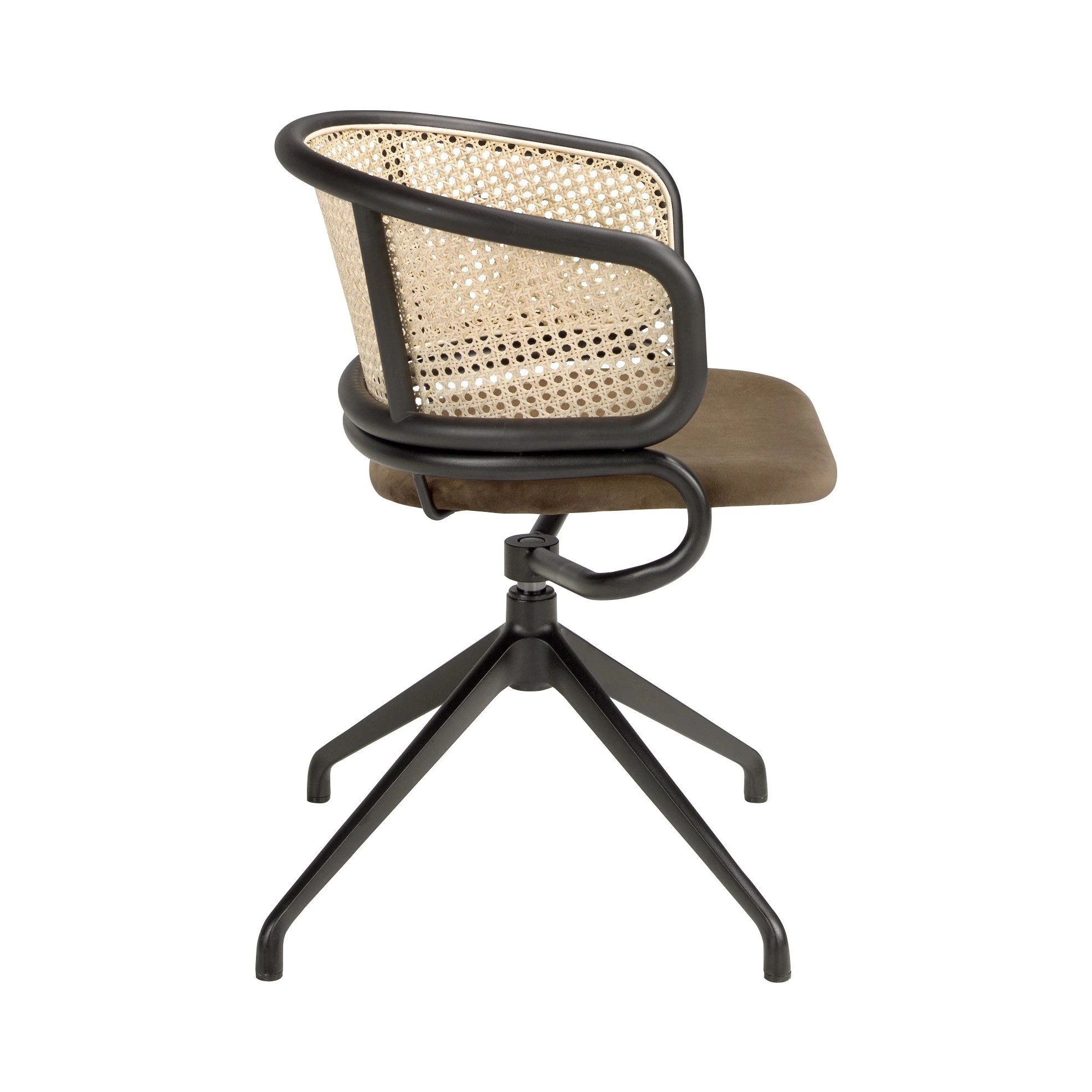 Chaise pivotante en rotin et velours brun