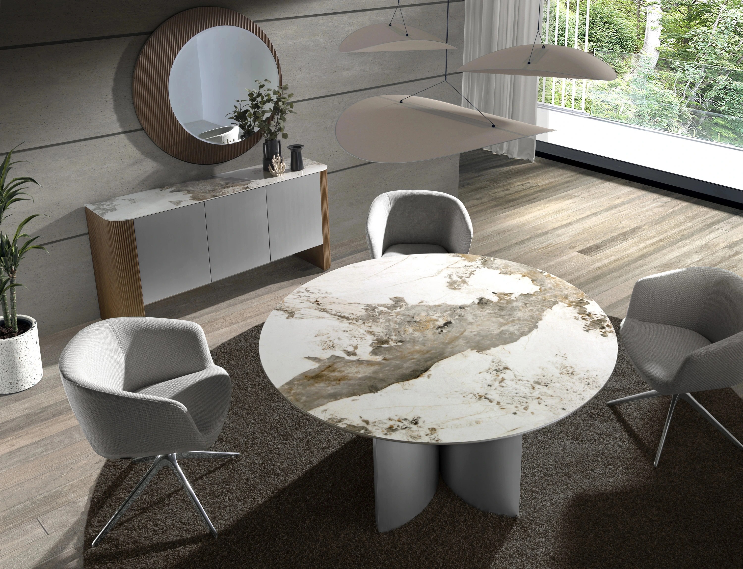 Chaise pivotante en tissu gris clair