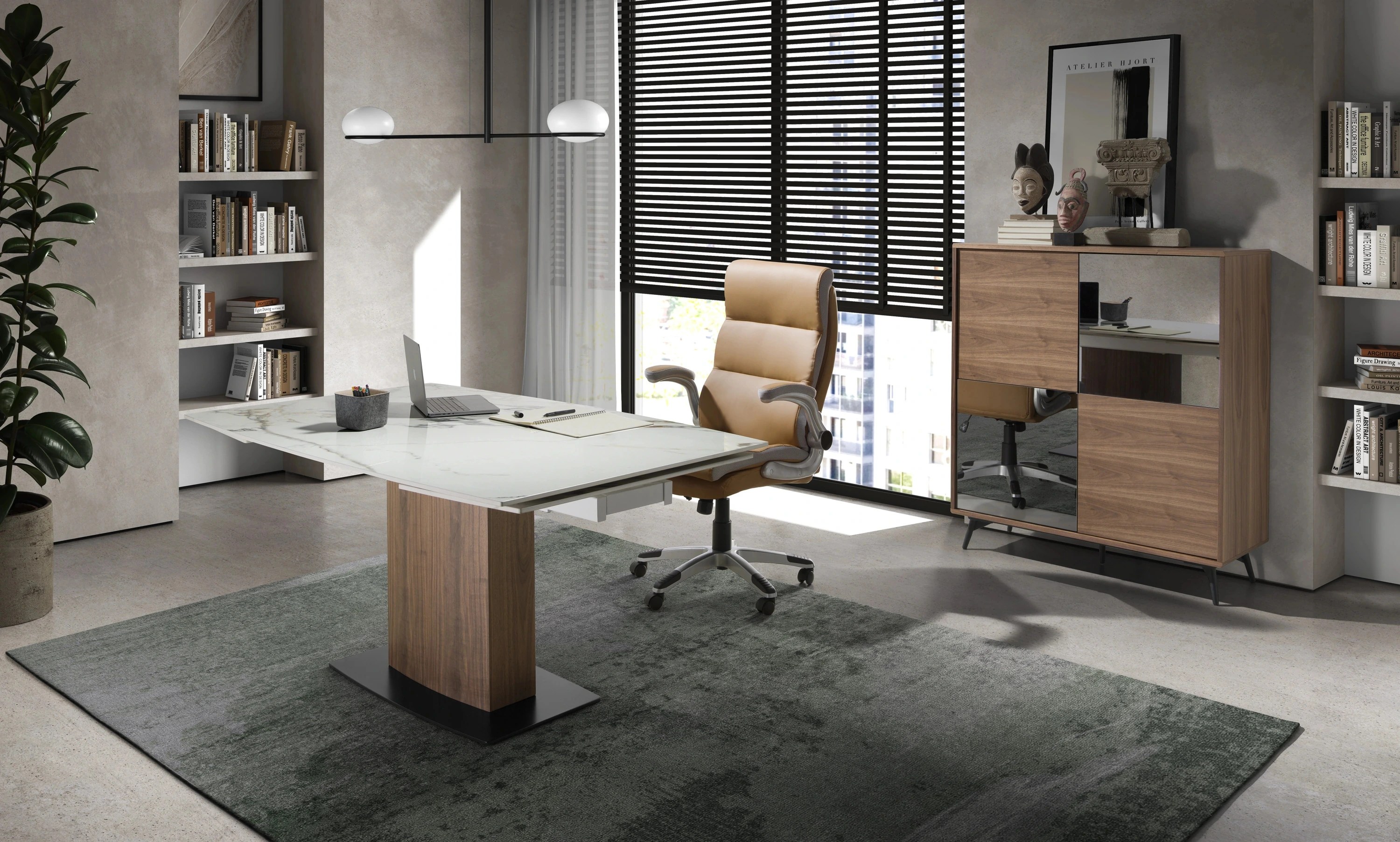 Fauteuil de bureau pivotante en similicuir marron