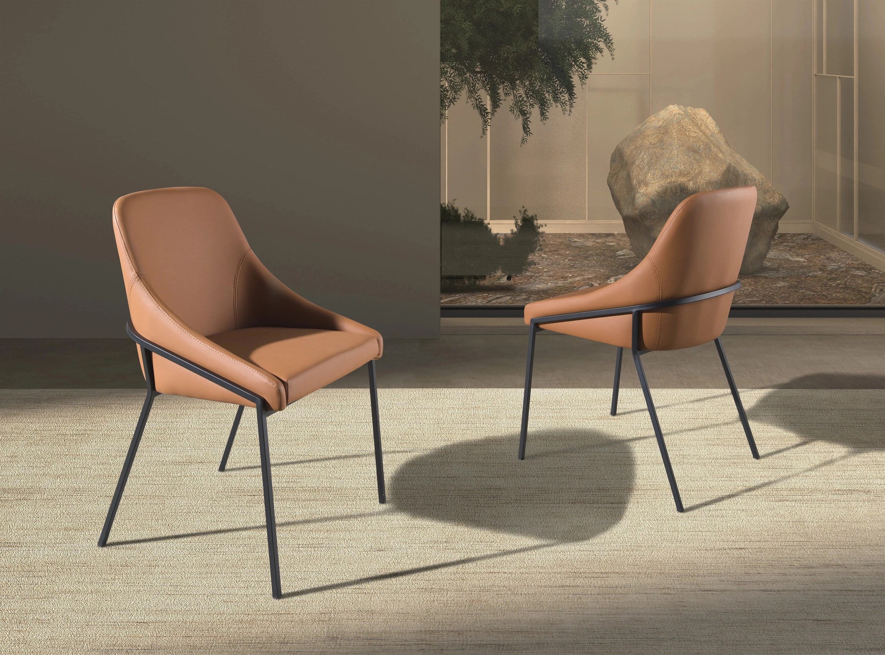 Chaise en similicuir orange