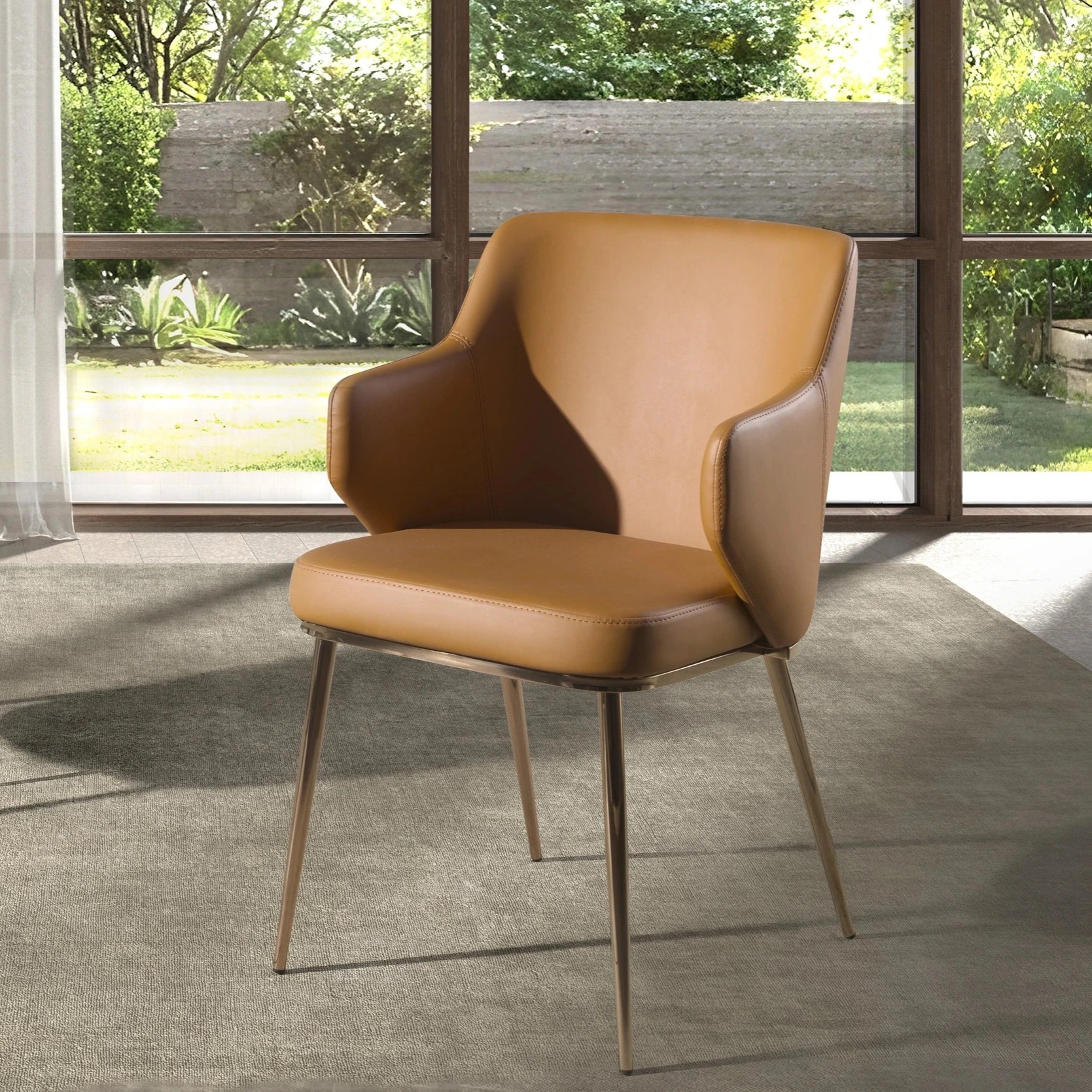 Chaise en similicuir marron