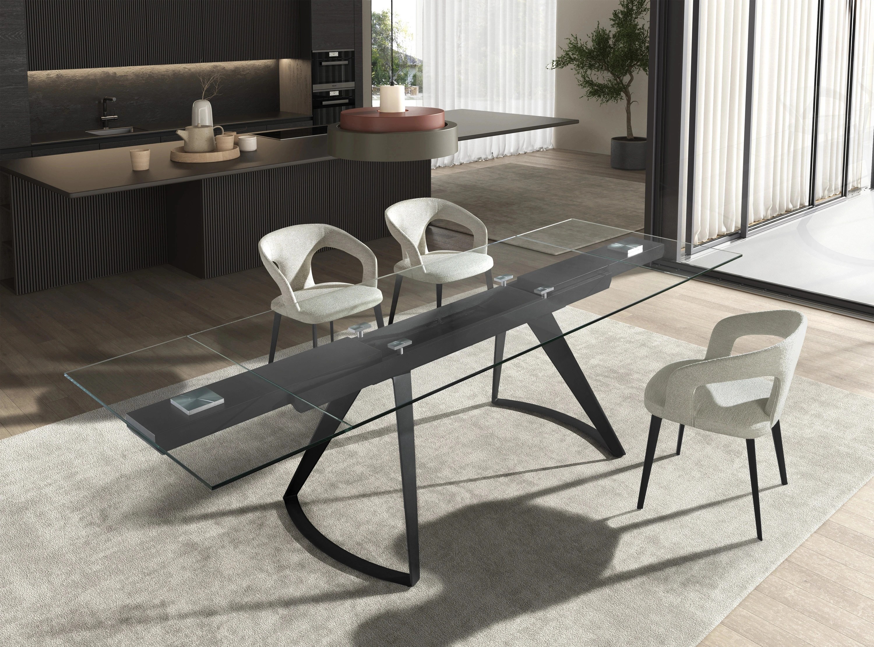 Chaise en tissu blanc cassé