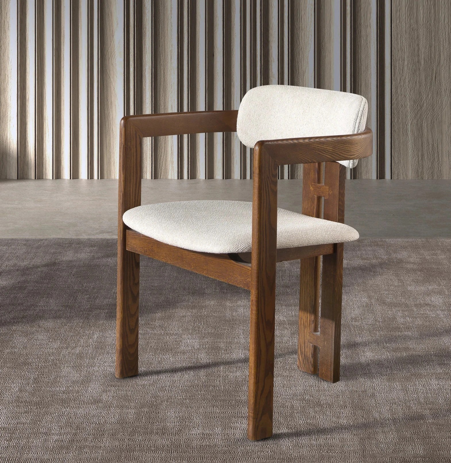 Chaise en tissu blanc cassé