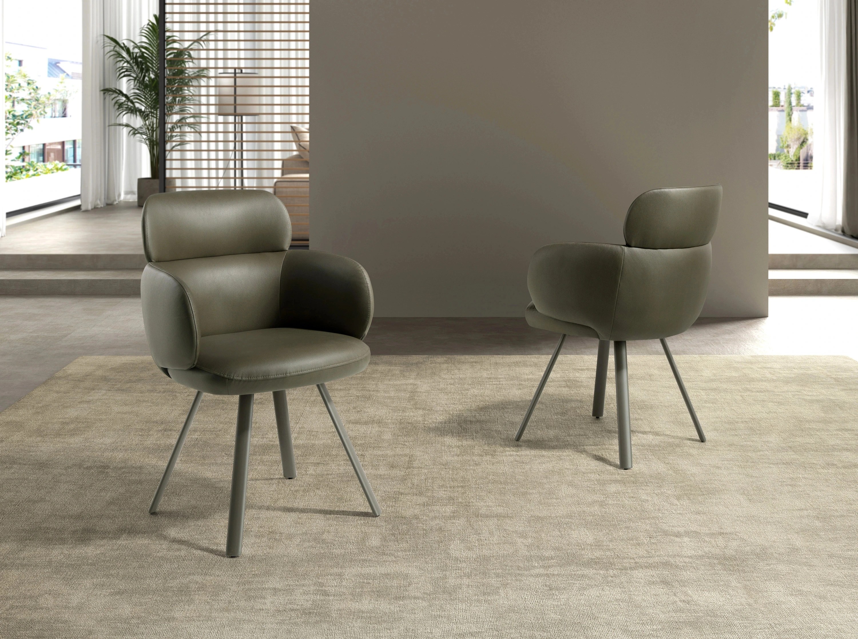 Chaise pivotante en similicuir vert olive