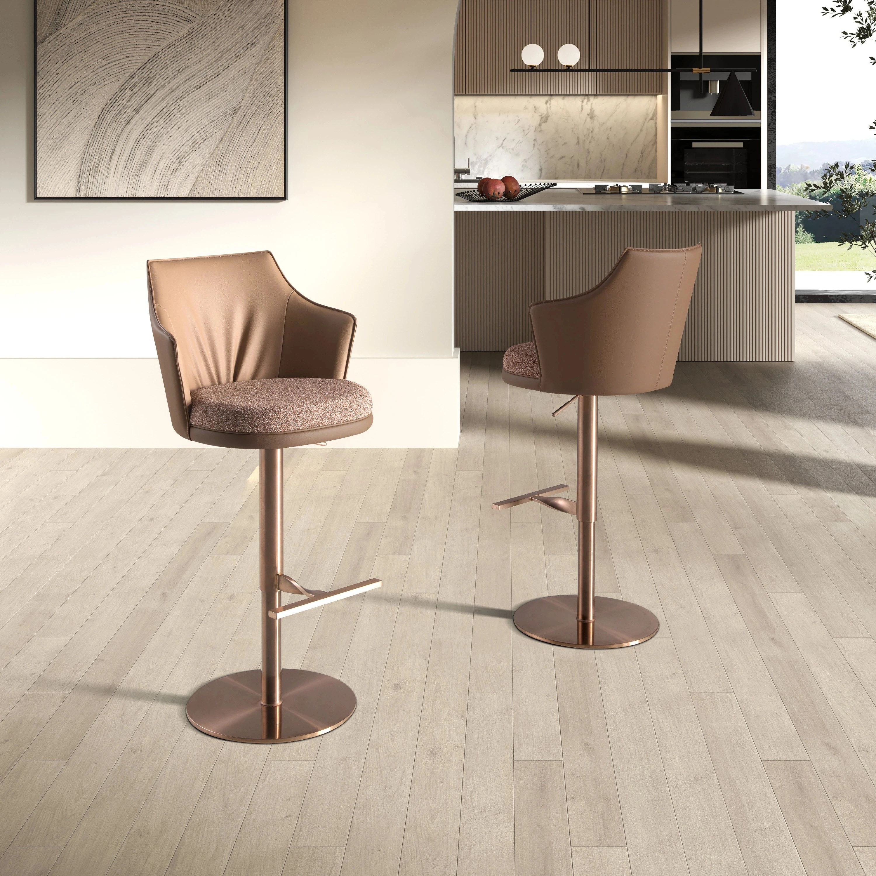 Tabouret pivotant en tissu marron marbré et similicuir marron