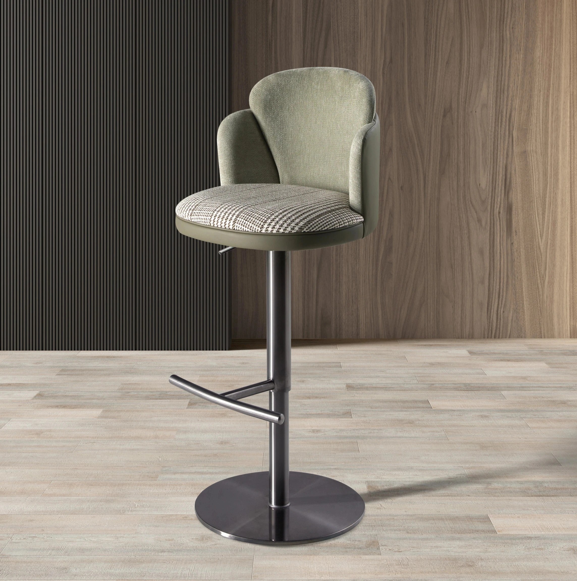 Tabouret pivotant en tissu vert foncé et blanc et similicuir vert olive