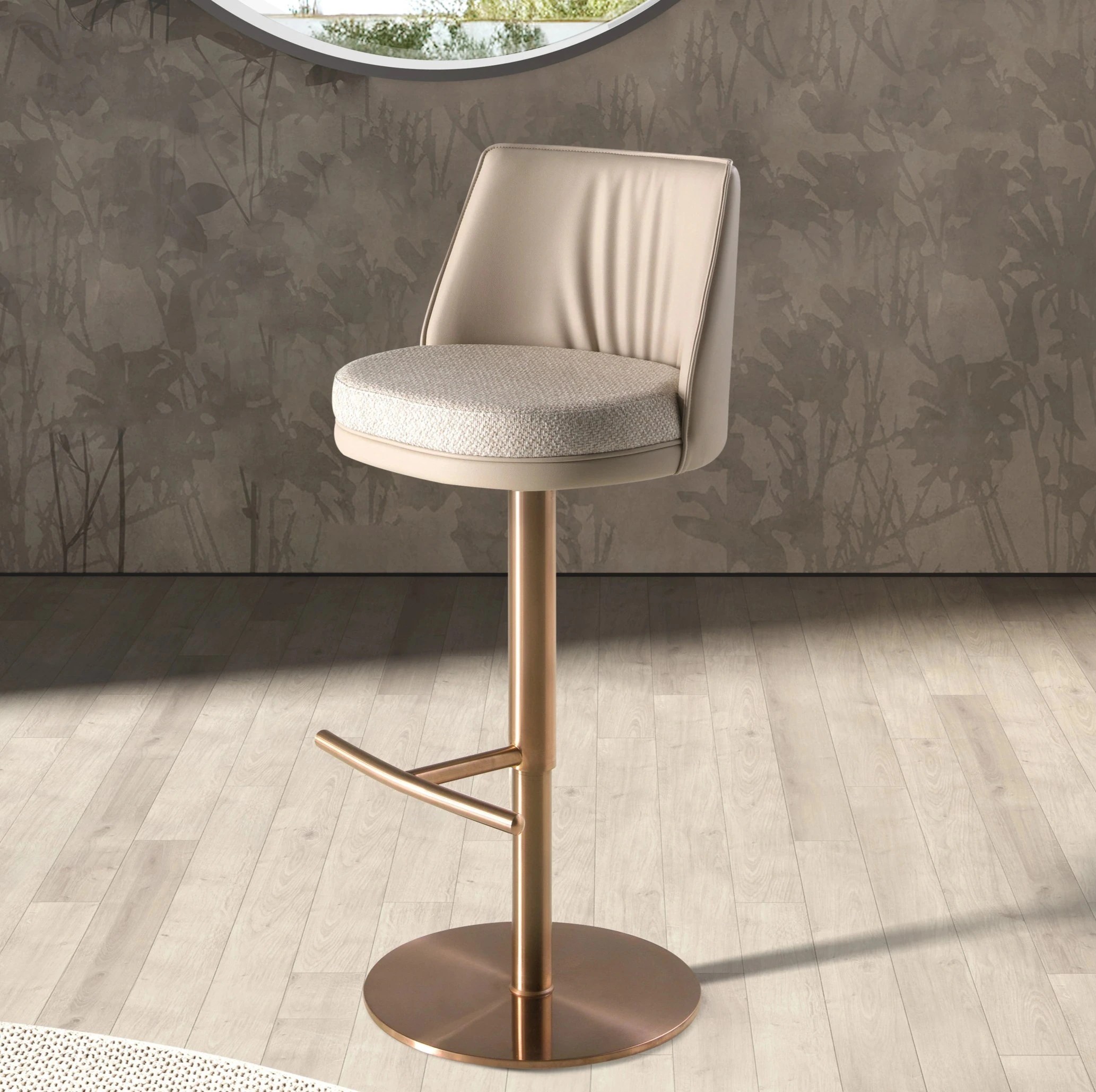 Tabouret pivotant en tissu crème marbré et similicuir crème
