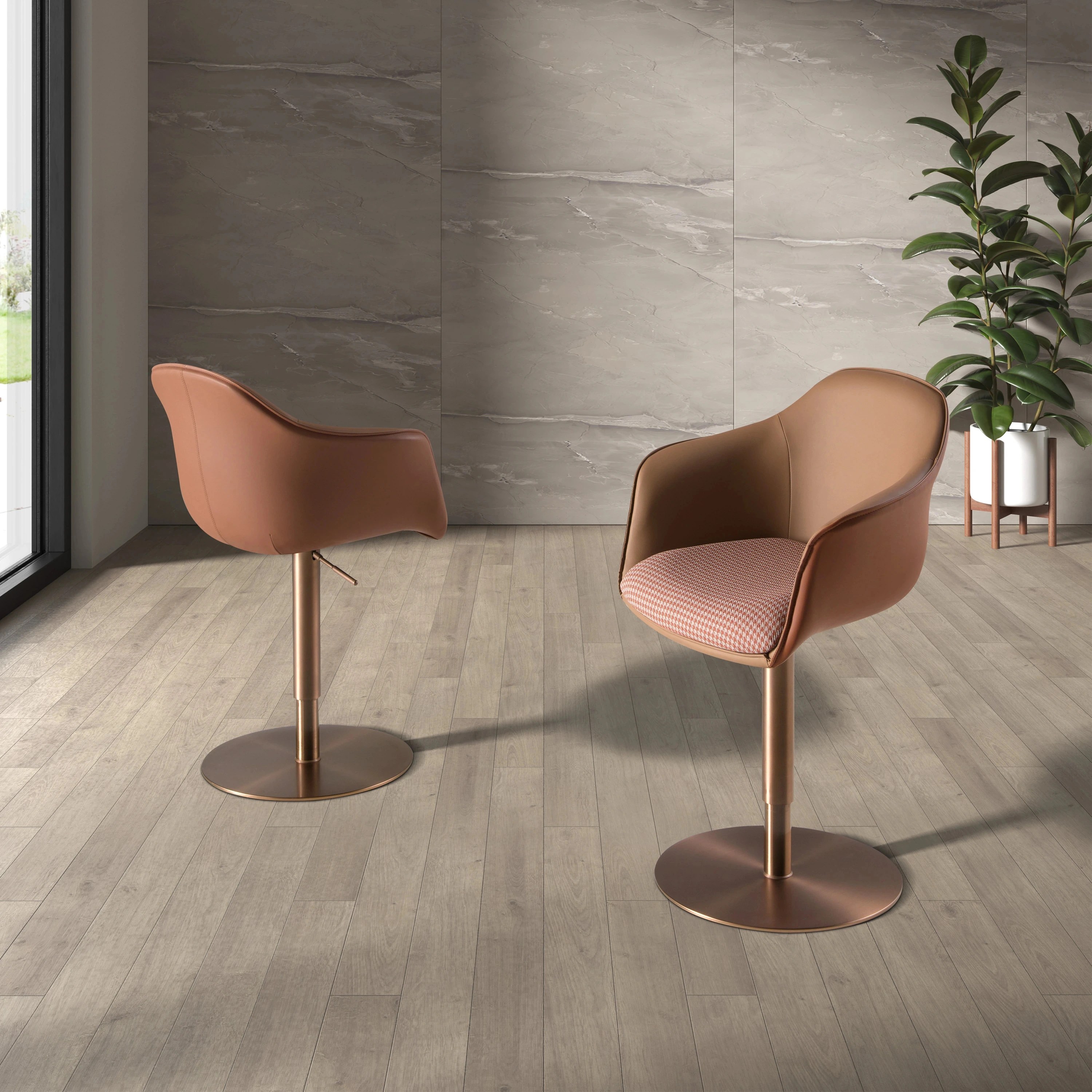 Chaise pivotante tissu marron terracotta et beige et similicuir marron