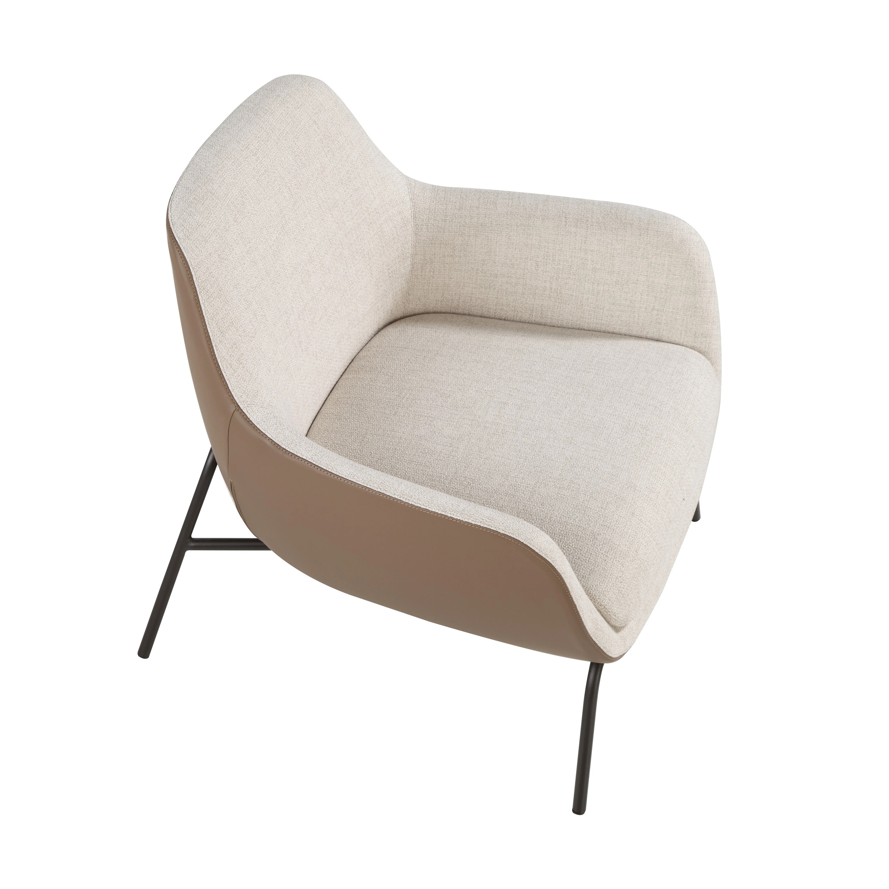 Fauteuil en tissu crème et similicuir marron
