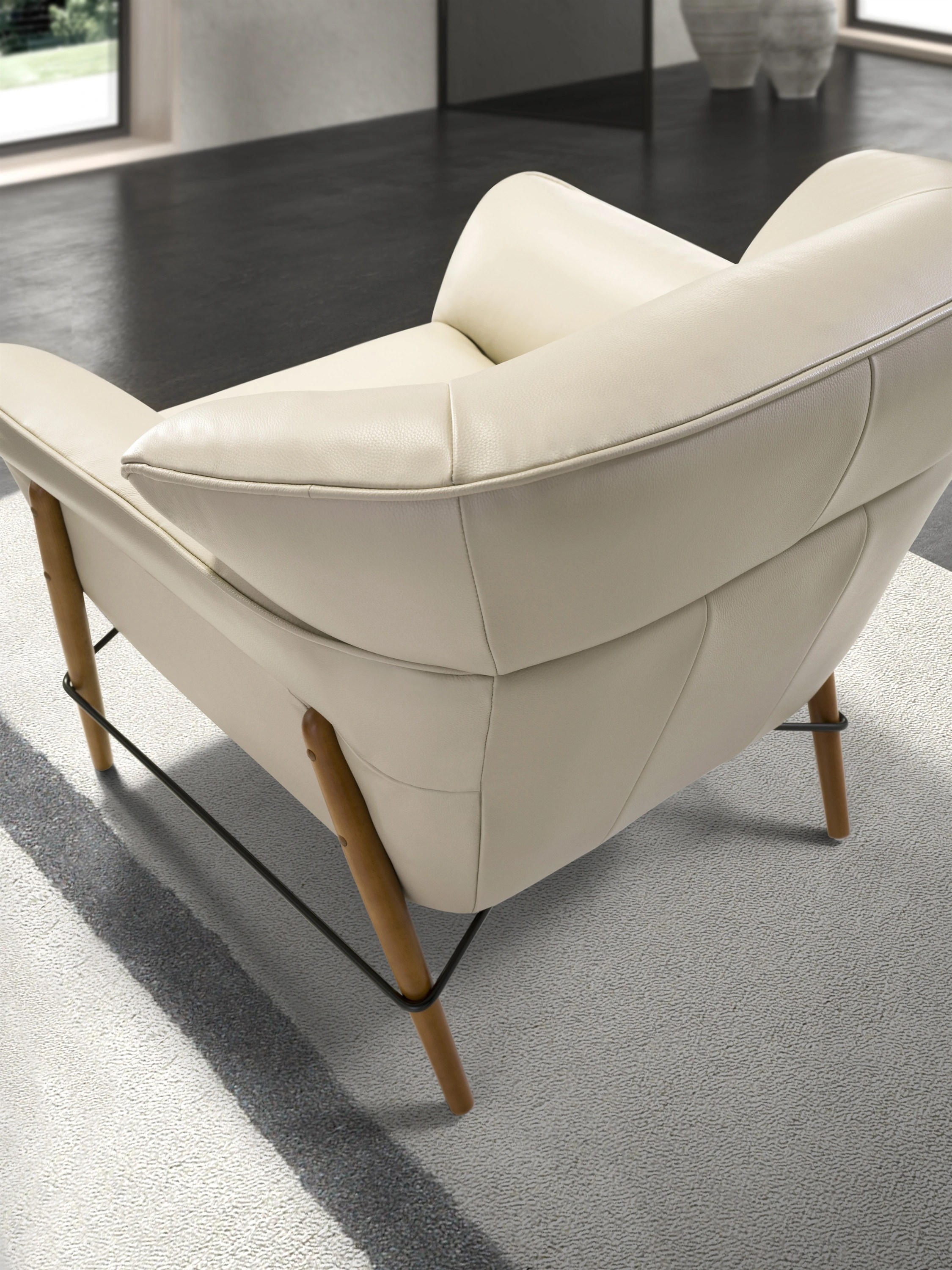 Fauteuil en cuir sable