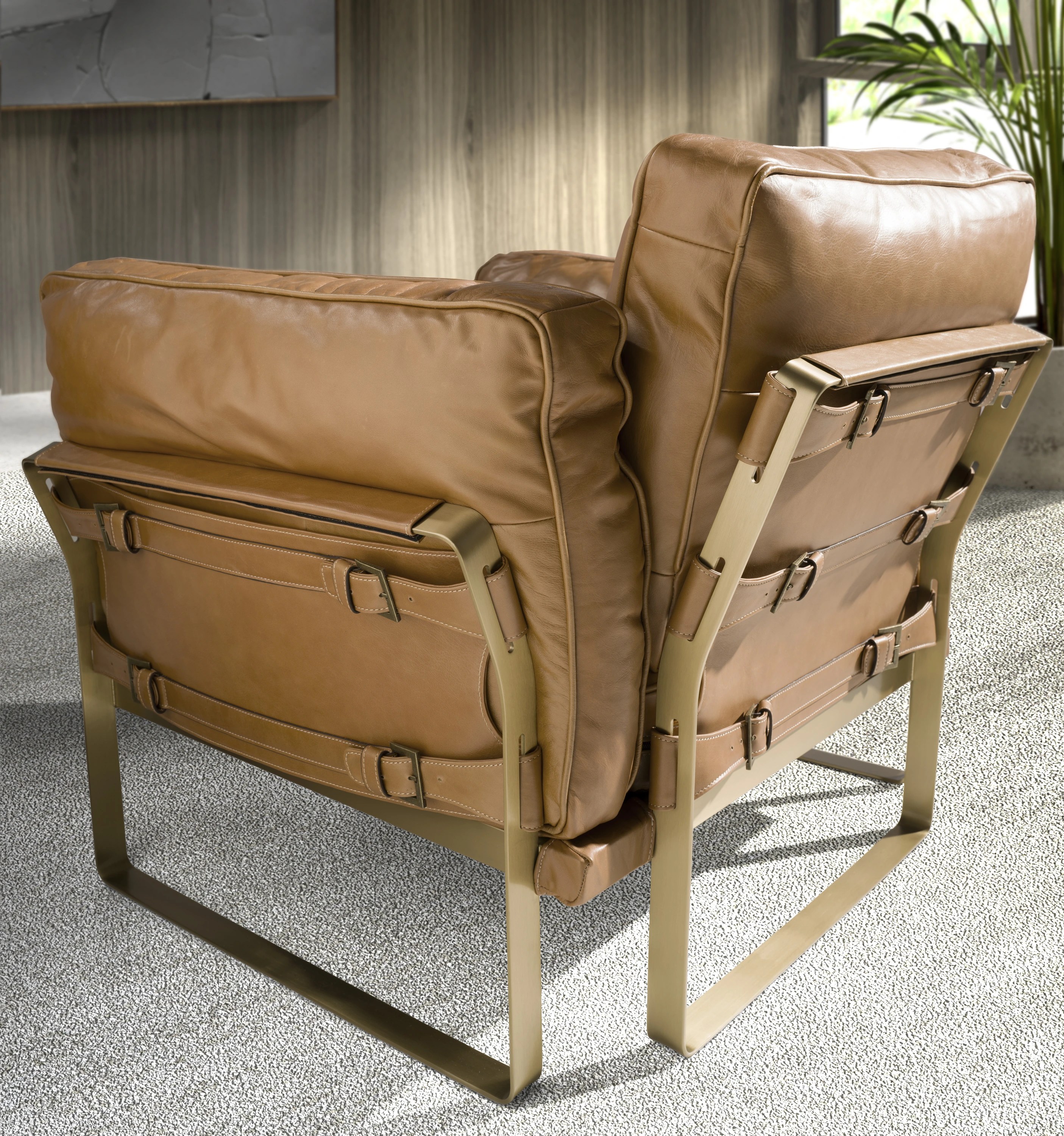 Fauteuil en cuir camel
