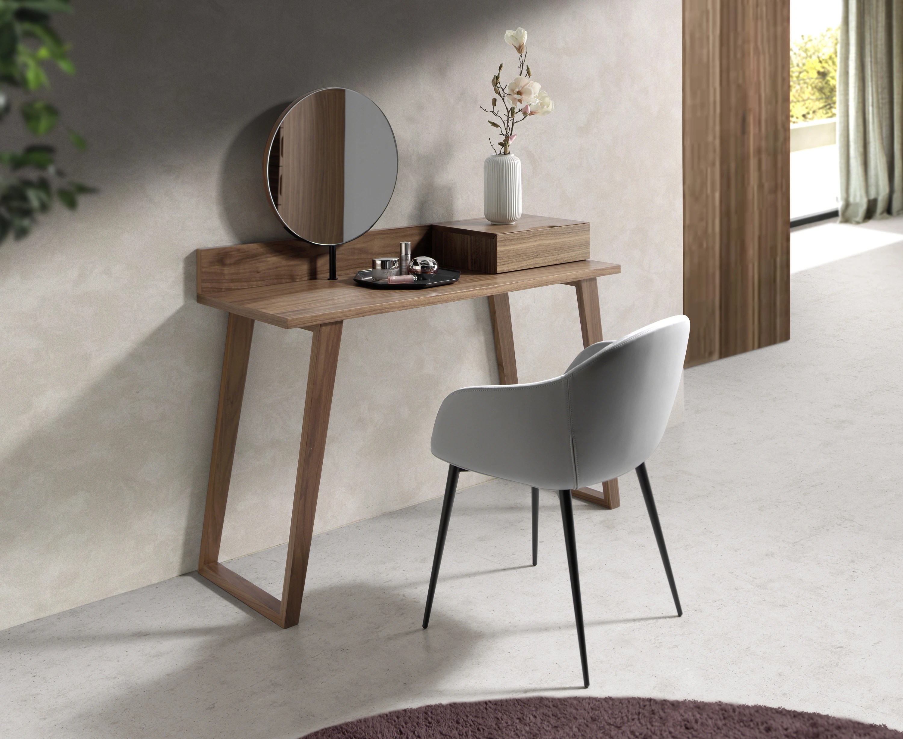 Coiffeuse en noyer avec miroir