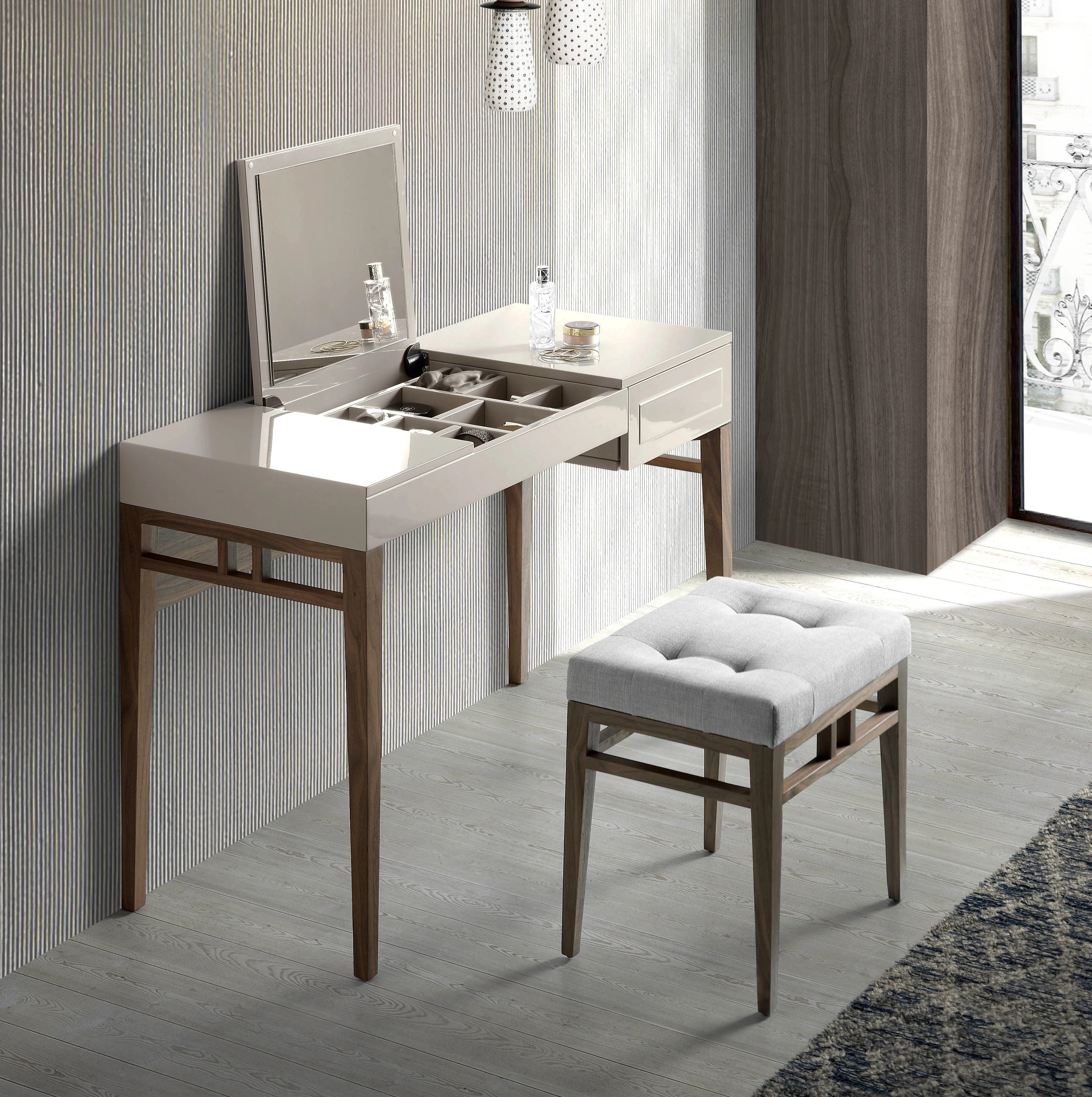 Coiffeuse en bois gris et noyer avec miroir