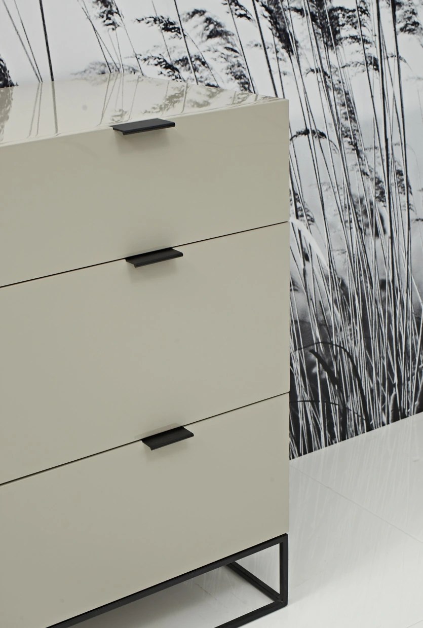 Commode bois gris et acier noir