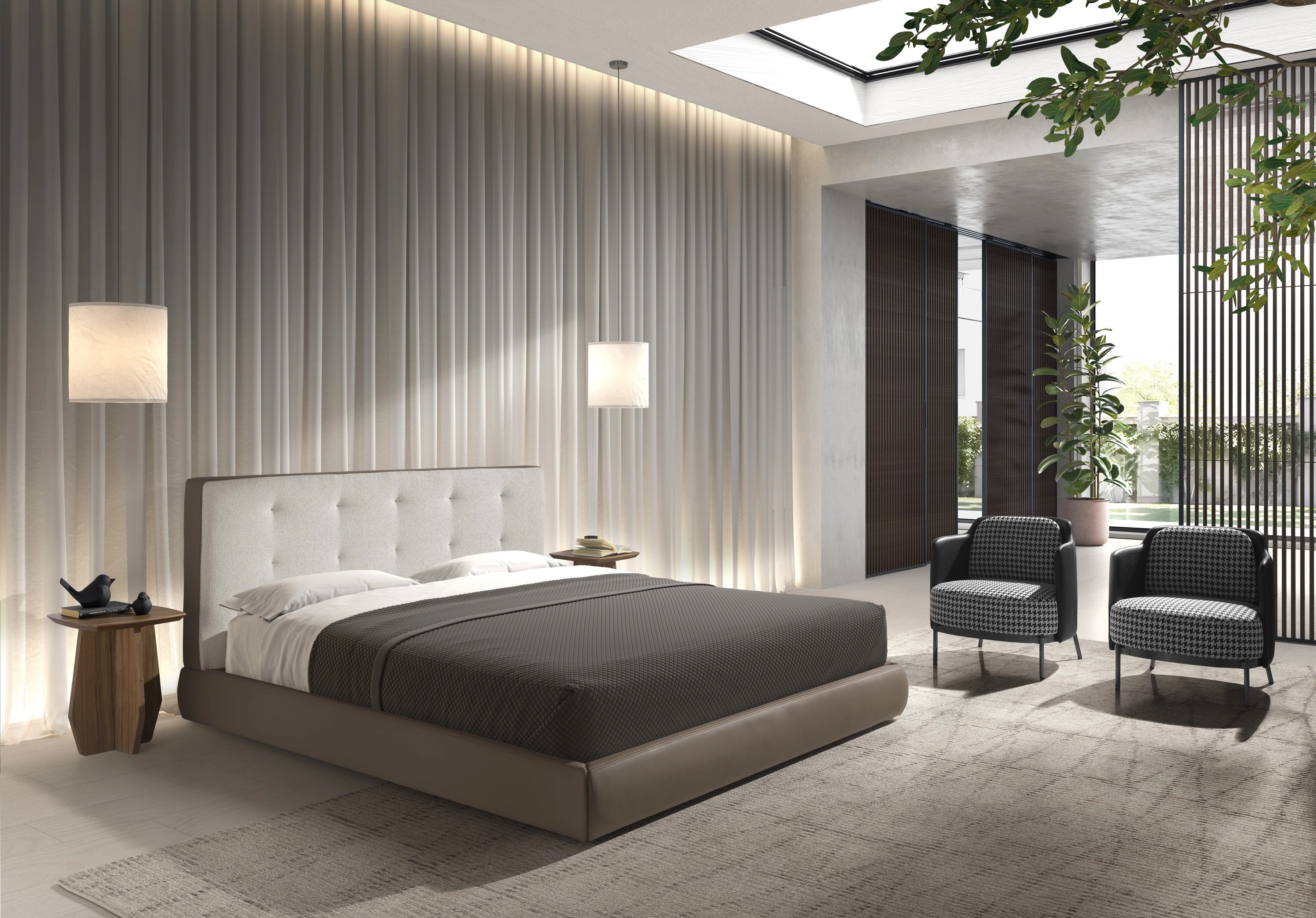 Lit rembourré en tissu marron et similicuir marron avec revêtement blanc cassé