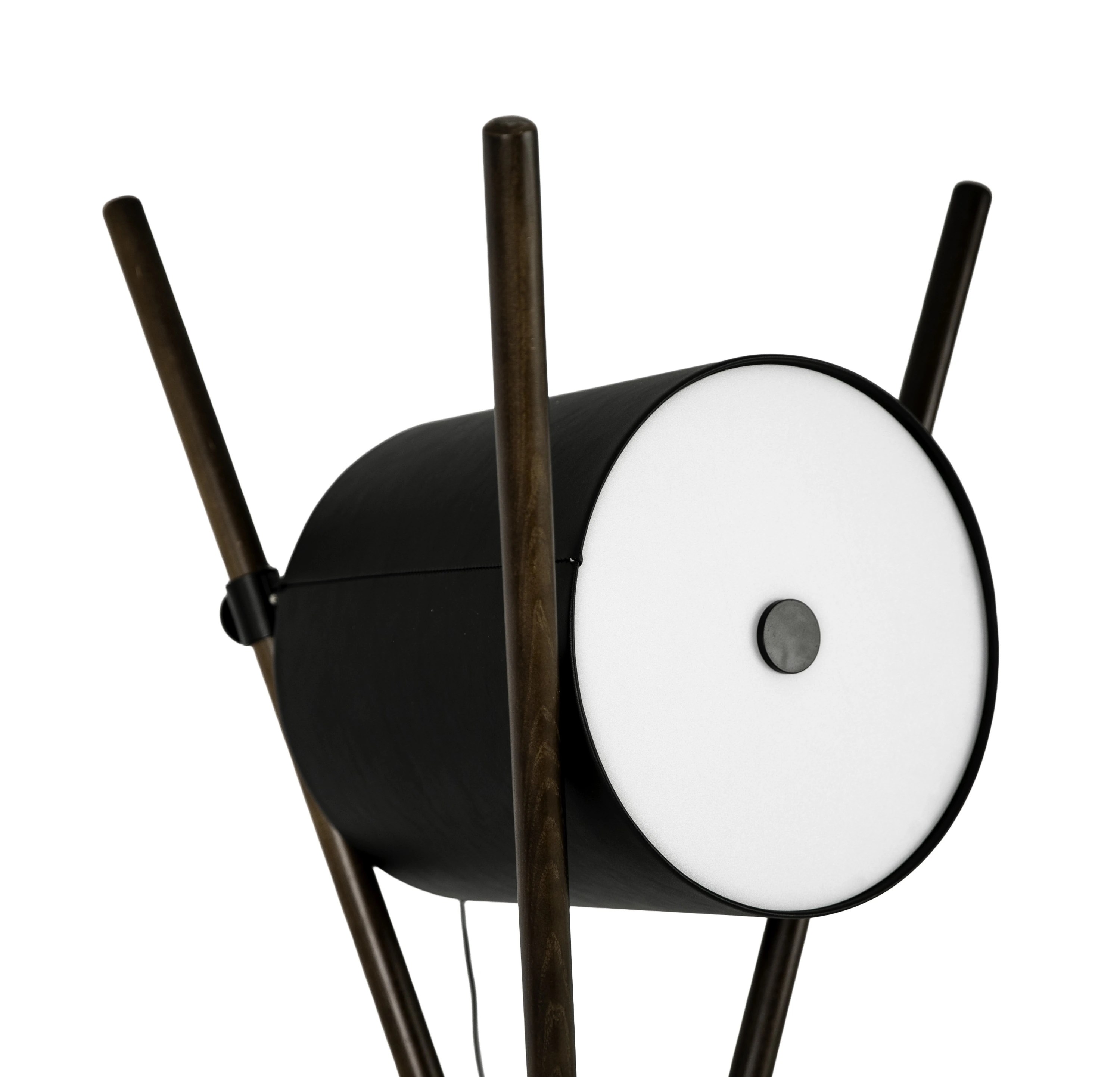 Lampadaire en bois tapissé en similicuir noir et noyer foncé