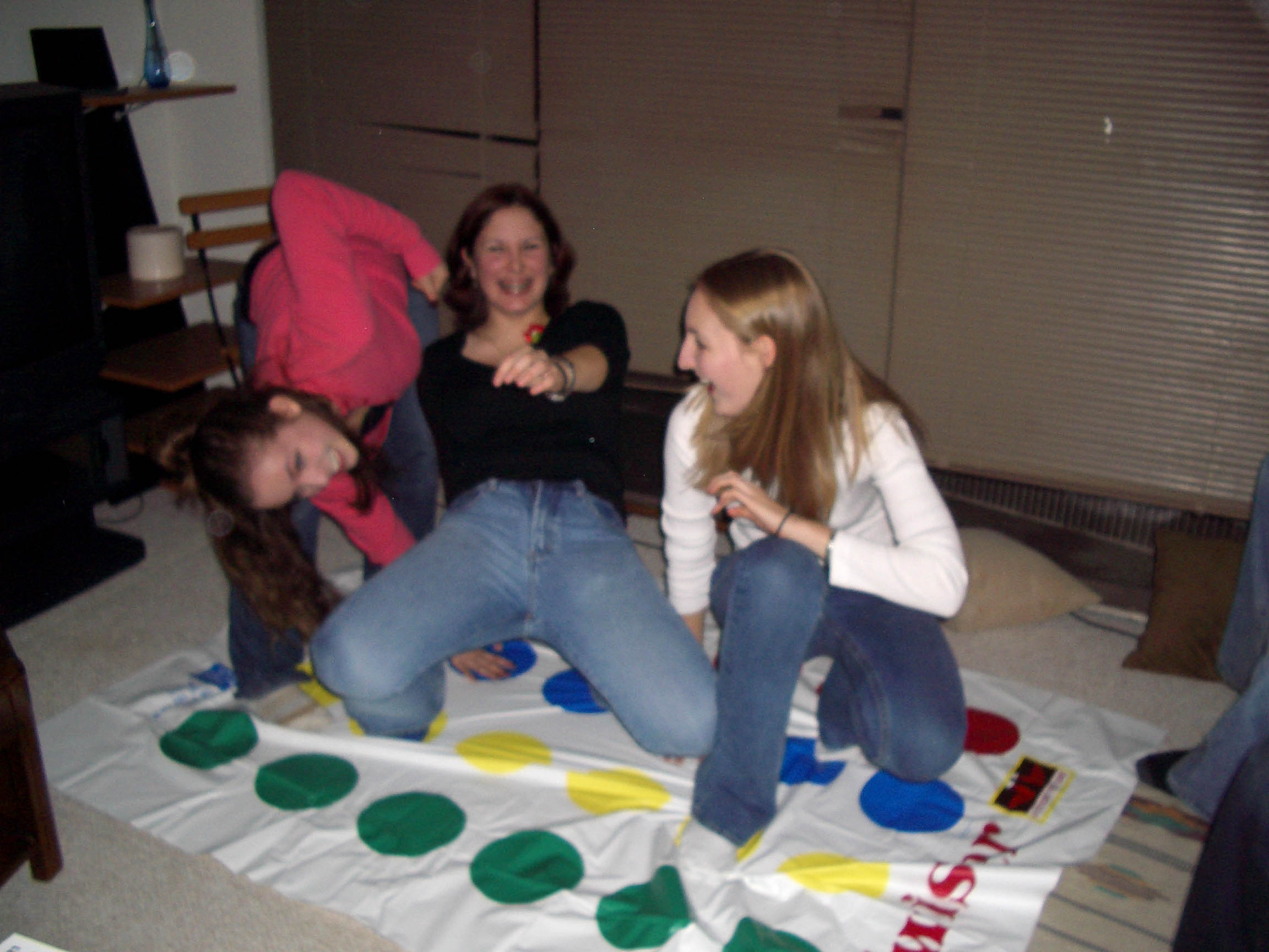 Sarah Williams, Madalyne Cross, Larissa Koch