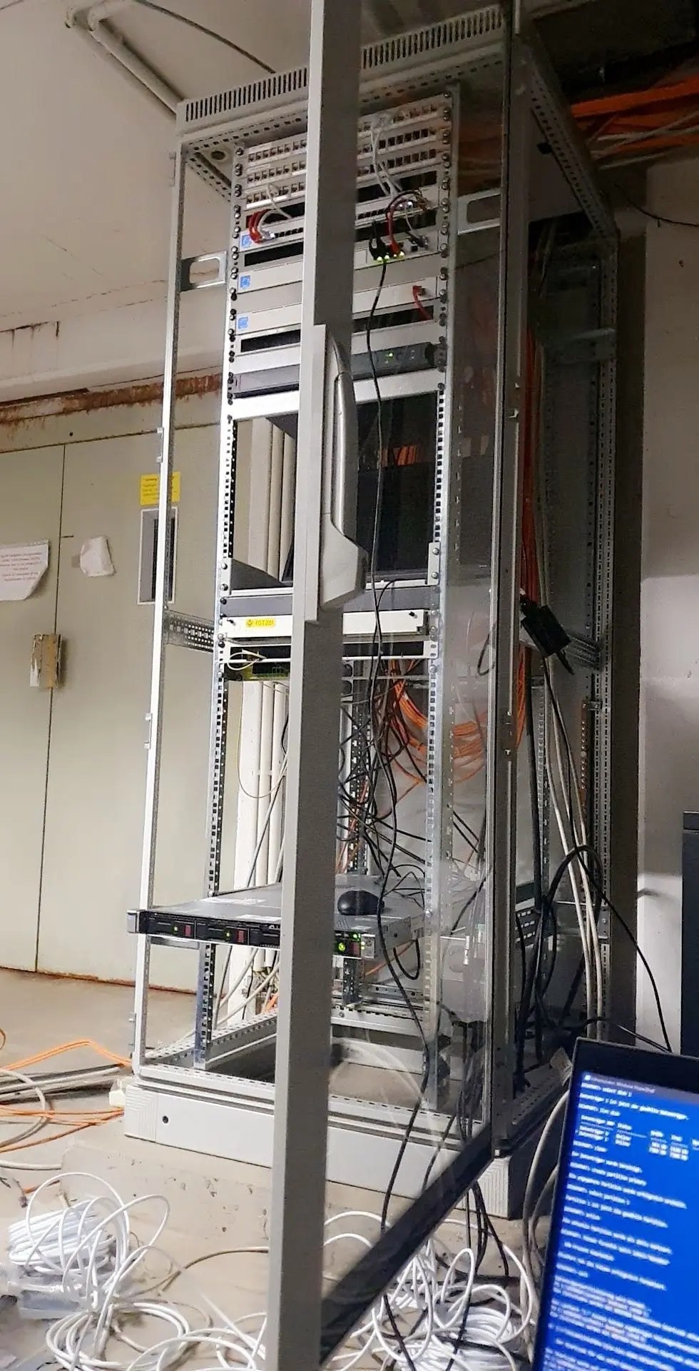 NetworkInstallationProject-Telephone-Wifi-Internet