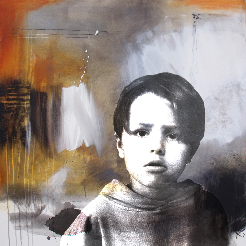 Parfois les nuages - viennent reposer les gens - d'admirer la lune