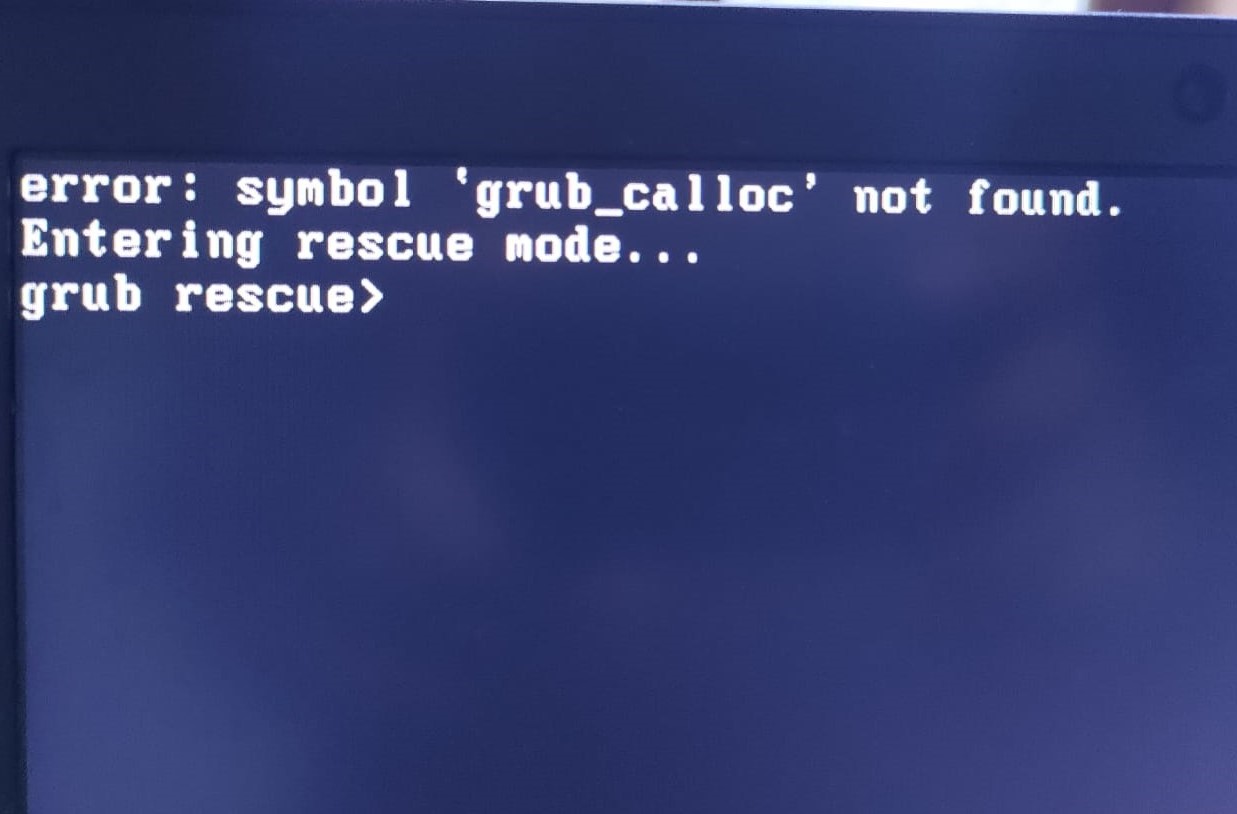 Atasi Error symbol grub calloc not found Ubuntu