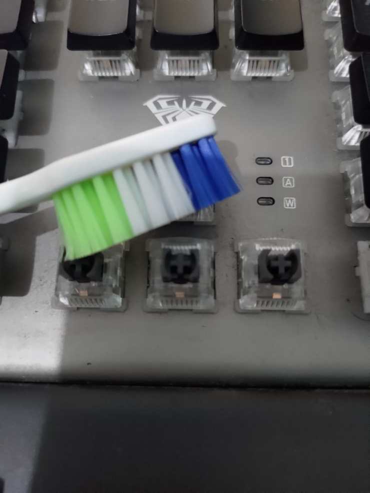 bersihkan keycap