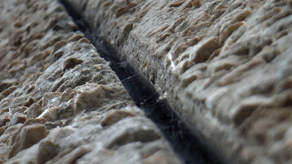 Der Schreiersgrüner Graben - Kontinentalplatten driften auseinander