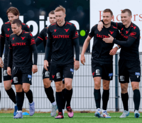 Varatreyja Vals í fótbolta – Valur away shirt