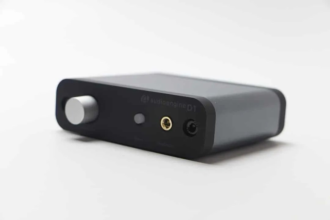 audioengine d1 dac how to hook up to amp