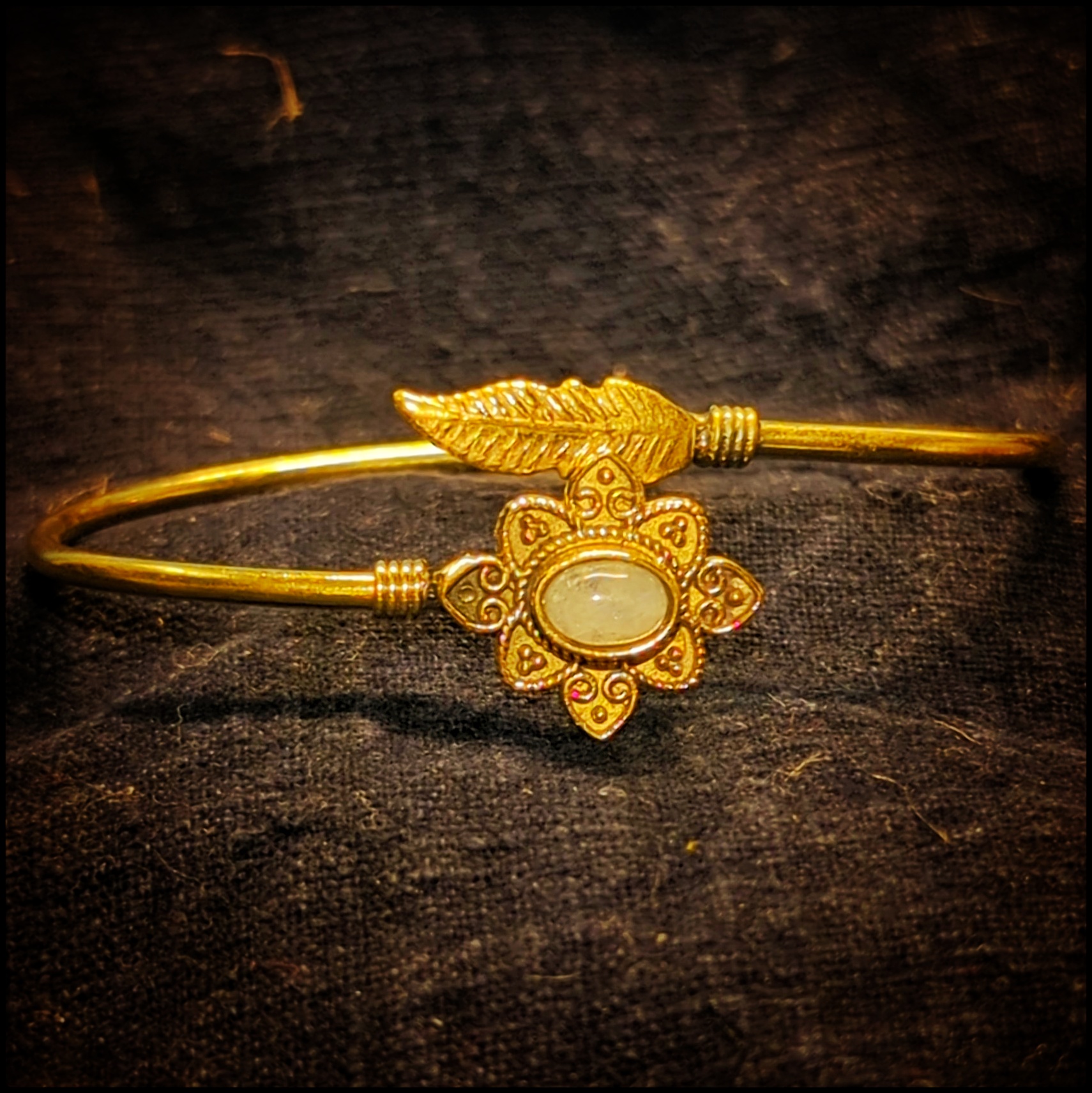 Brass Bracelet Flower with Gem