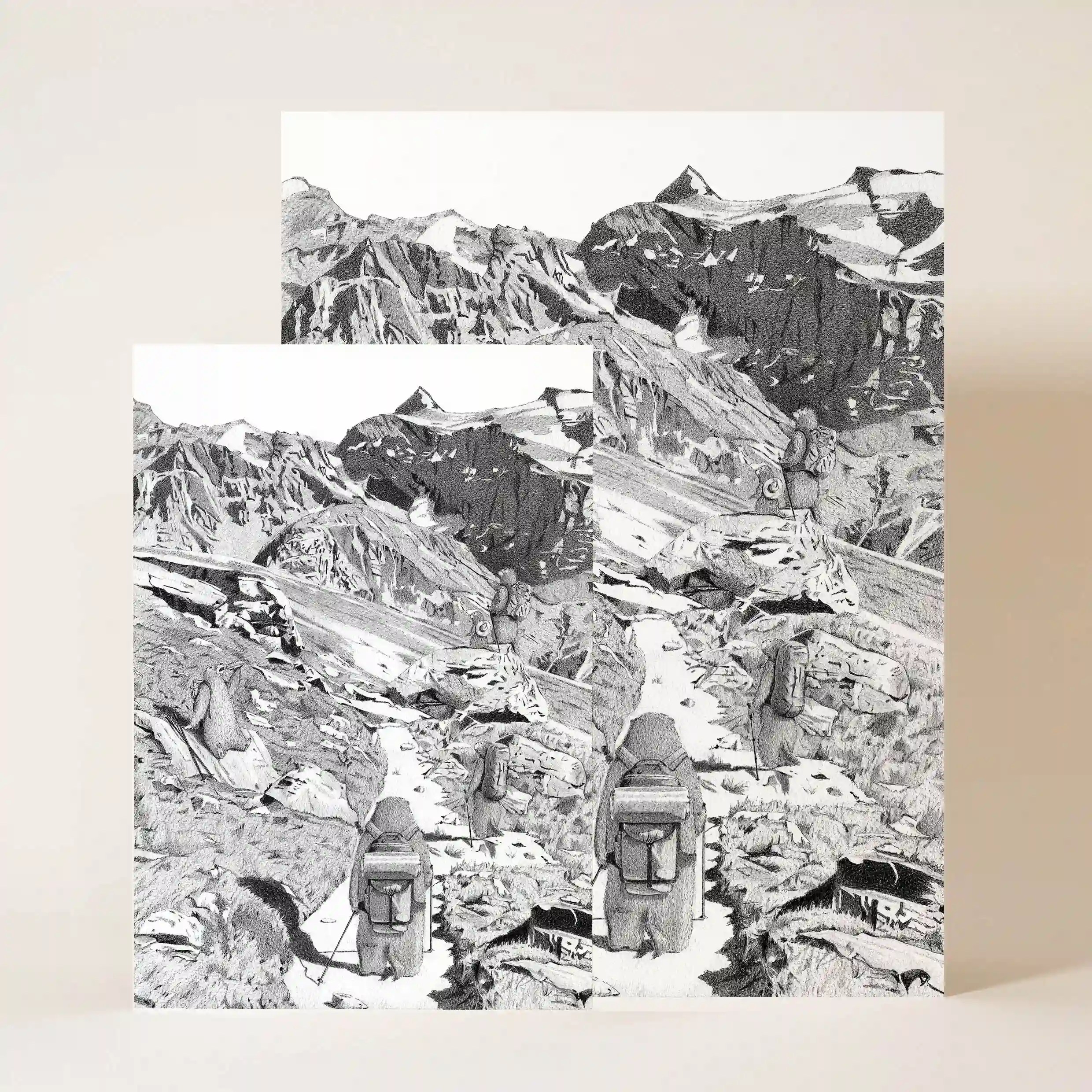 Deux tailles d'affiche montagne : des marmottes randonneuses sillonnent les sentiers alpins face aux sommets.