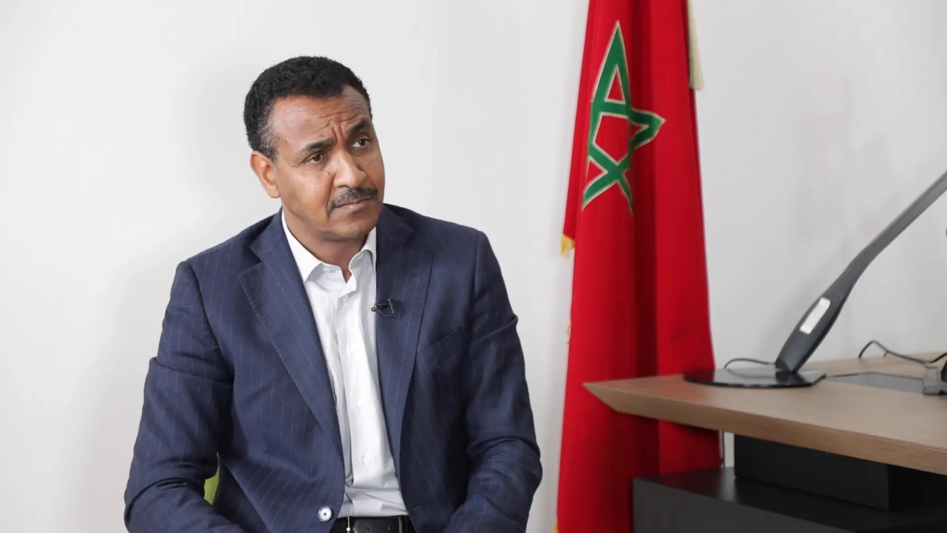 مواصلة الحوار الاجتماعي على طاولة الوزير شهيد وسط مطالب نقابية بإصلاحات جديدة مواصلة الحوار الاجتماعي على طاولة الوزير شهيد وسط مطالب نقابية بإصلاحات جديدة