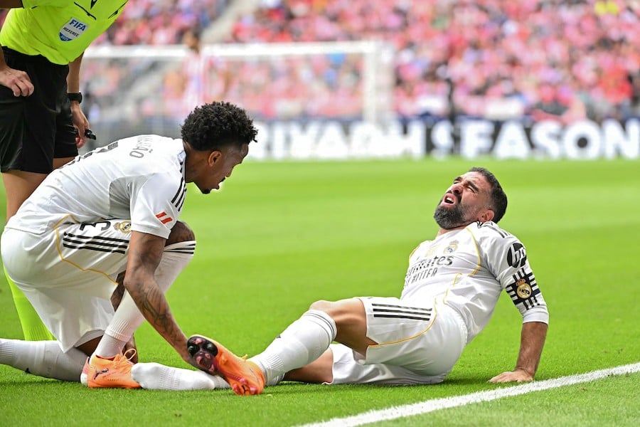 كارفاخال يفاقم أزمات الريال قبل الكلاسيكو كارفاخال يفاقم أزمات الريال قبل الكلاسيكو