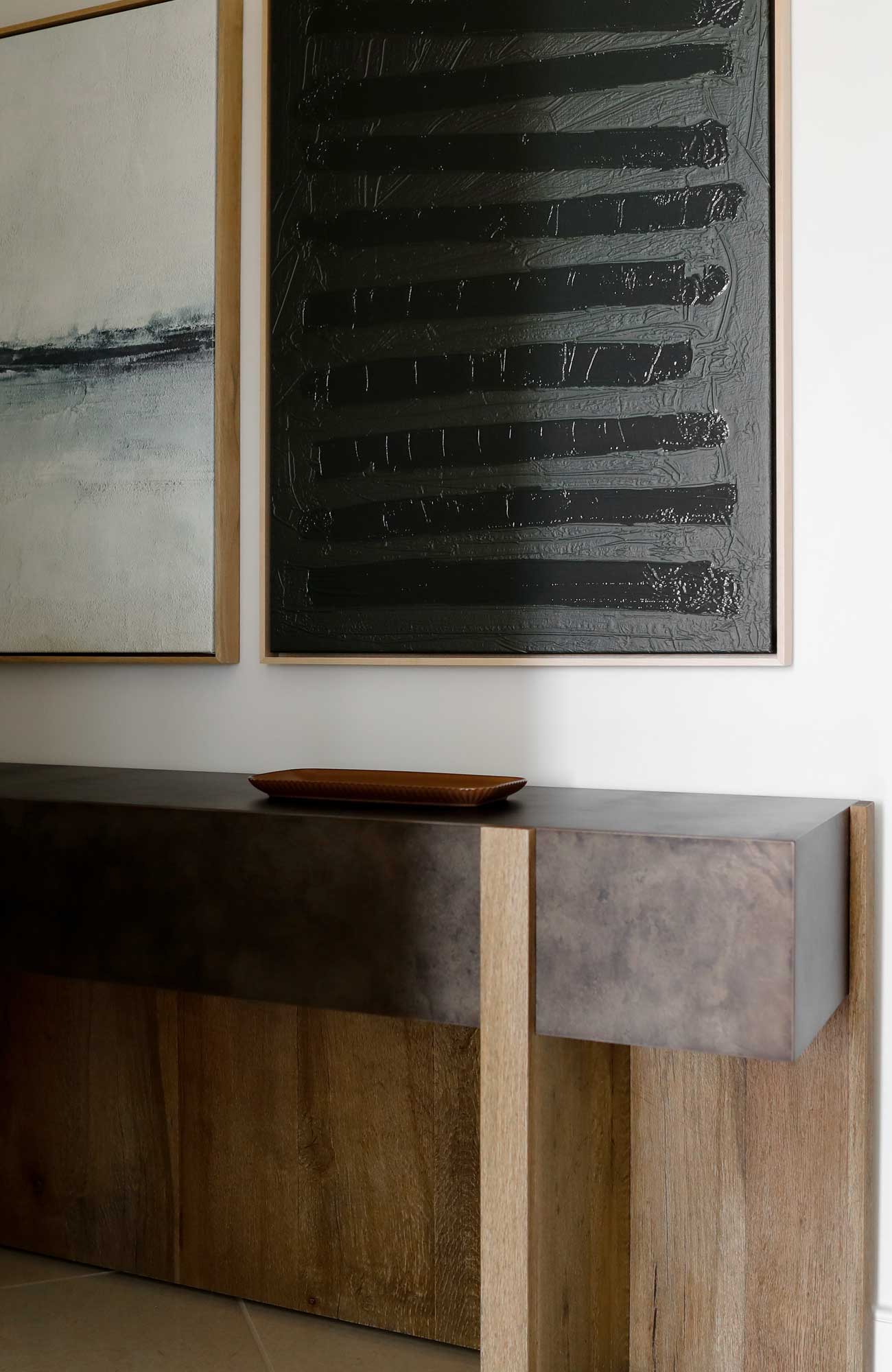 entryway styling by interior designer Patchi Cancado