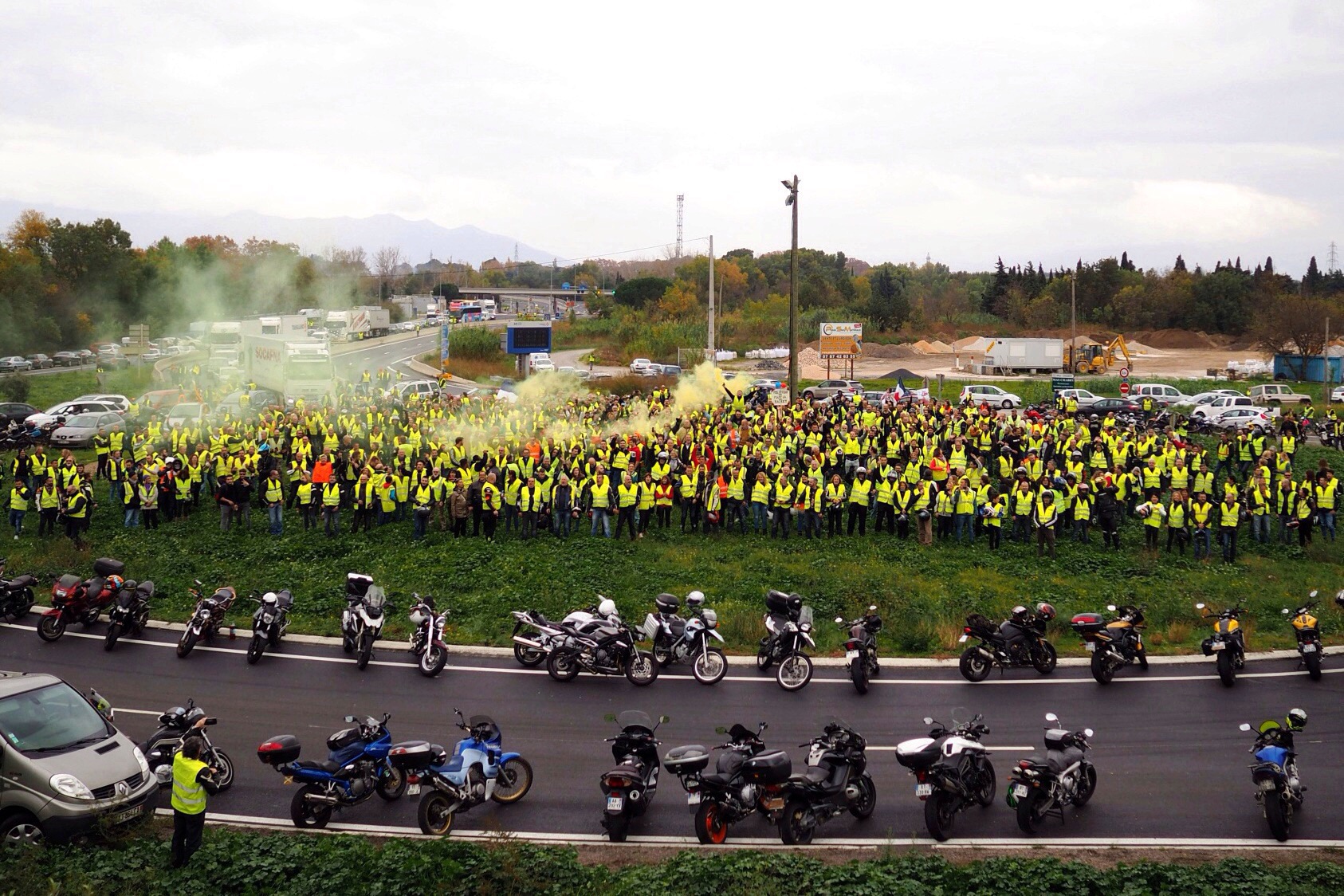 Perpignan Assiégée Par La Mobilisation Des Gilets Jaunes Ce