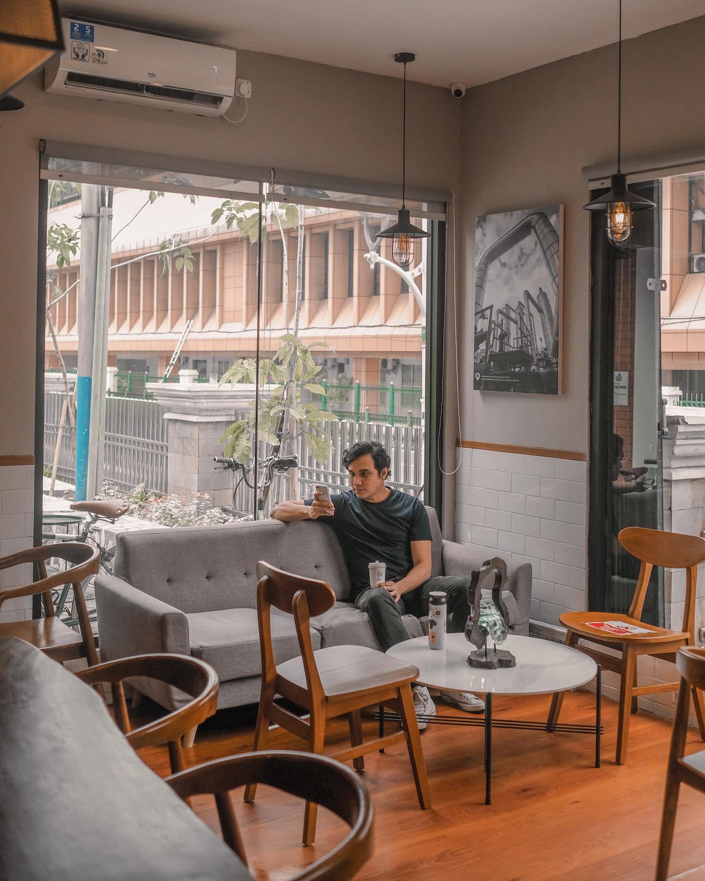 The Coffee Mine Cikini Harga Menu, Daya Tarik dan Lokasi