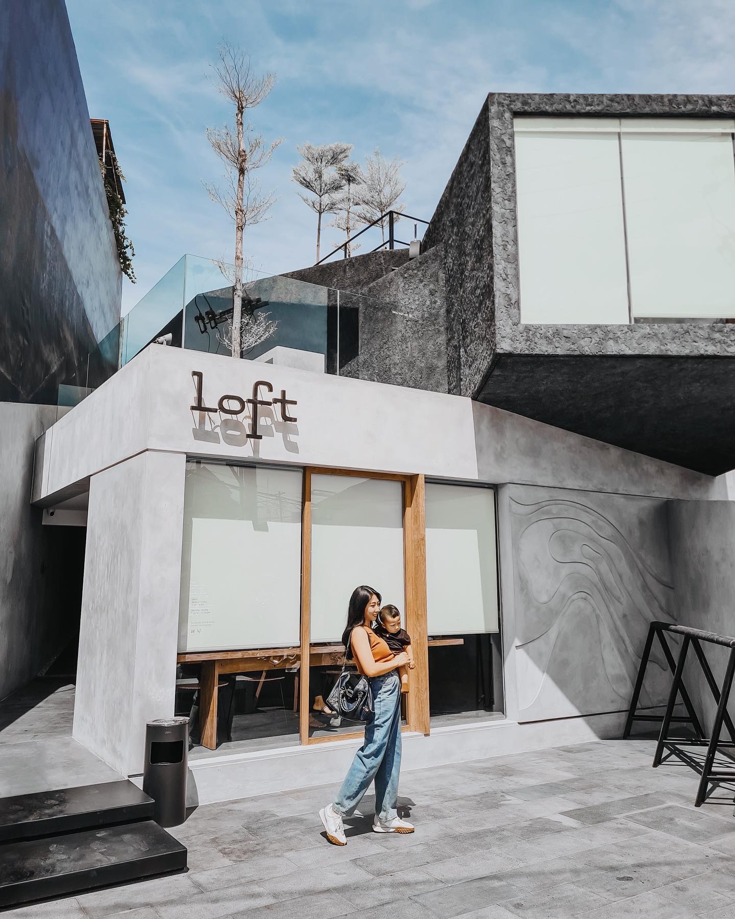 Loft Tea House Surabaya Harga Menu, Daya Tarik & Lokasi