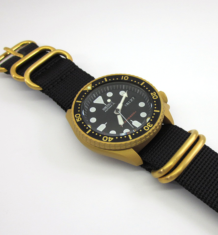 pre sale Seiko mod 7S26 skx007 GOLD Cerakote black dial zulu strap