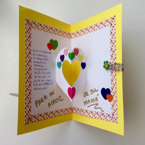 Tarjeta pop up para la Reina de corazones