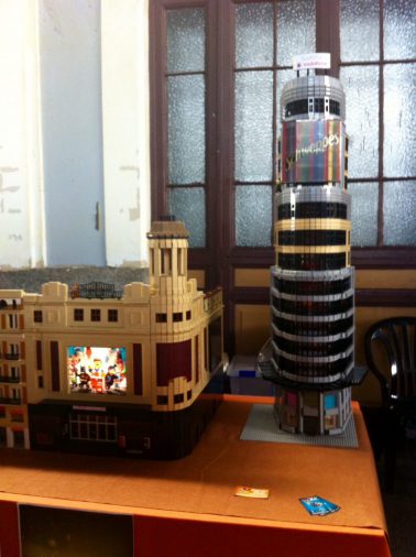 Callao y Edificio Sweppes en Lego