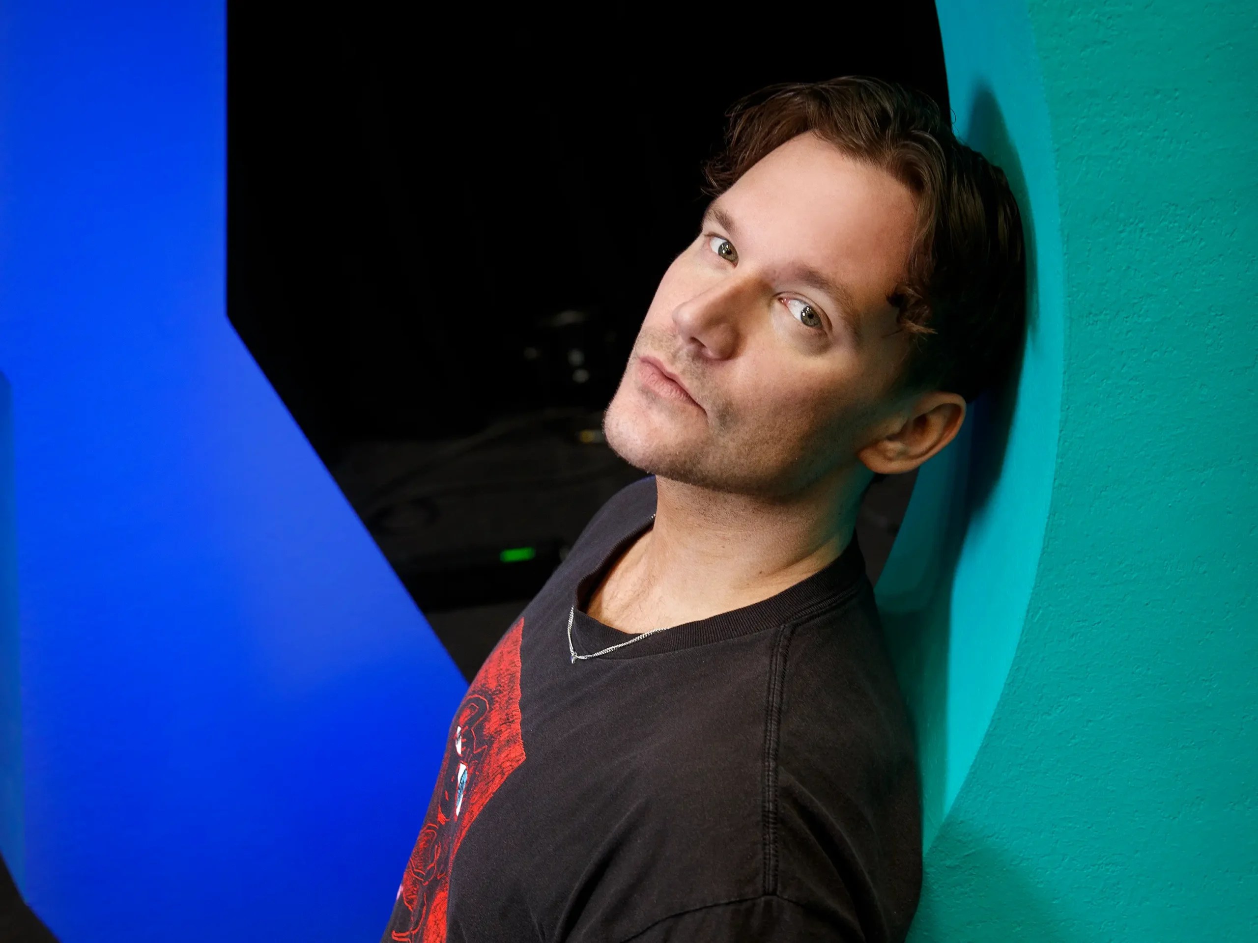 Porträtt på Christopher Garplind.