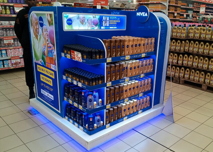FreshMart supermarket in-store branding