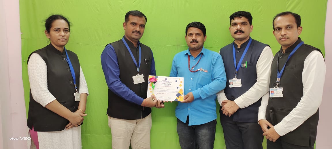 पत्रकार दिनानिमित्त पोदार स्कूलमार्फत शुभेच्छा