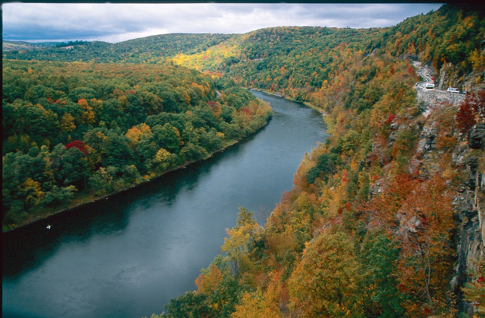 Seeing the Divine Stream, the Unique Flow of Life, in the Whole Bible