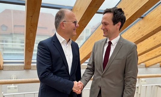 Landrat Florian Töpper und Richard Paul, der neue Chef der Arbeitsagentur Schweinfurt, wollen die Wirtschaftsregion stärken