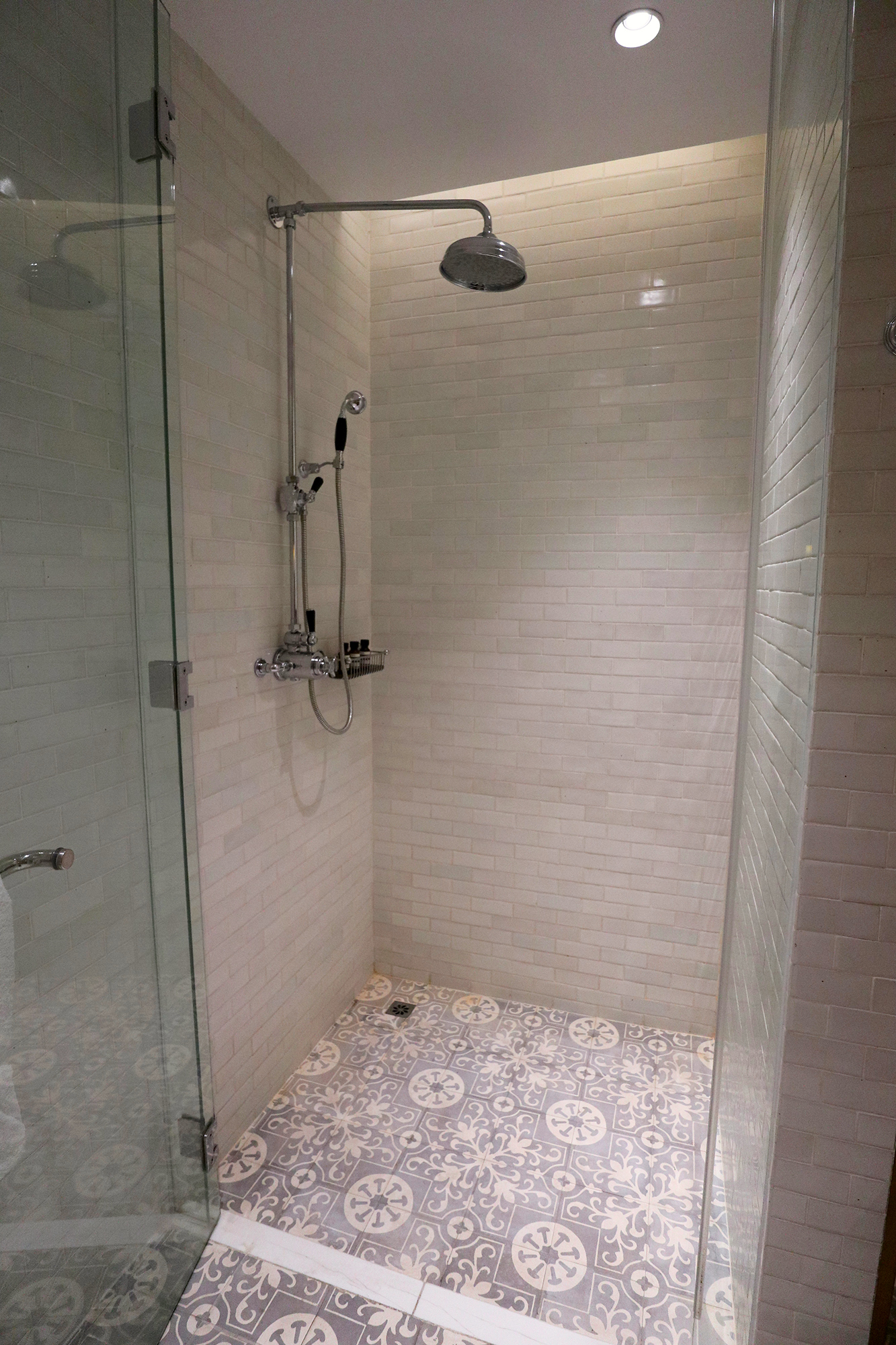 Bathroom. (Photo: MainlyMiles)