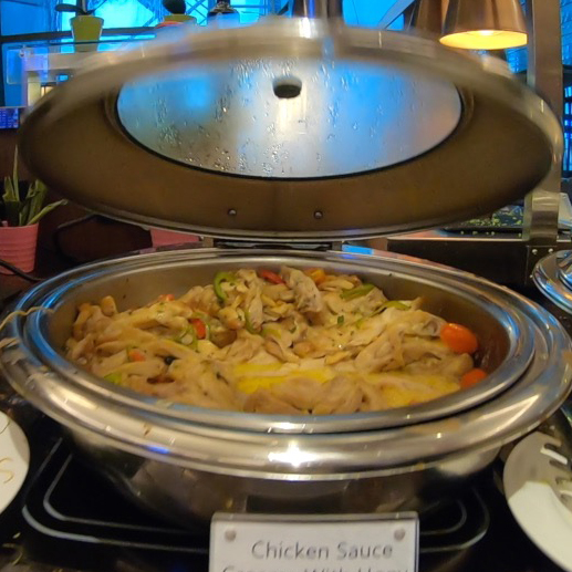 (Photo: MainlyMiles)